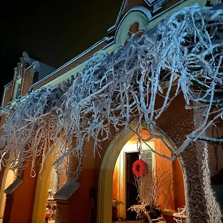 Zamek فندق مبيت وإفطار 3*