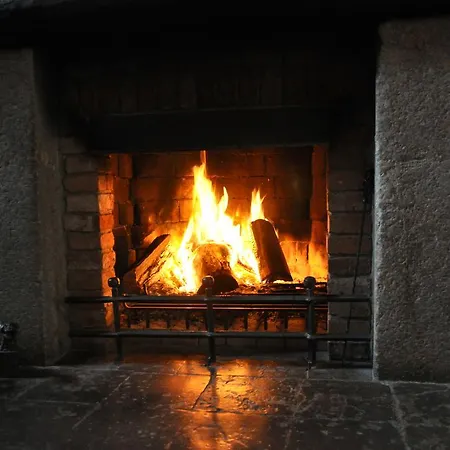 Zamek Bed & Breakfast